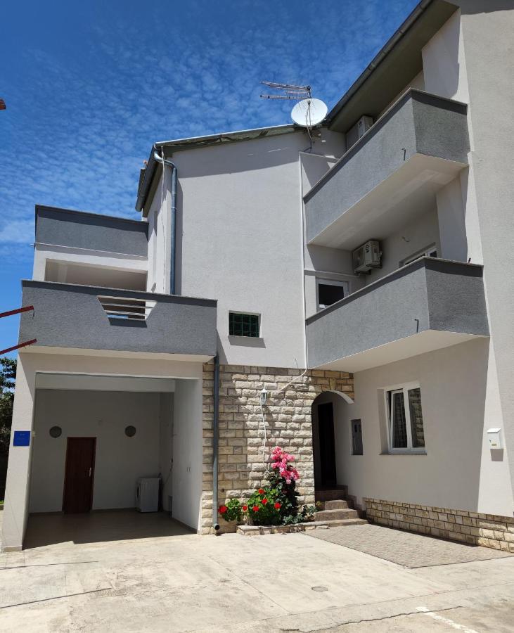 2 Zadar